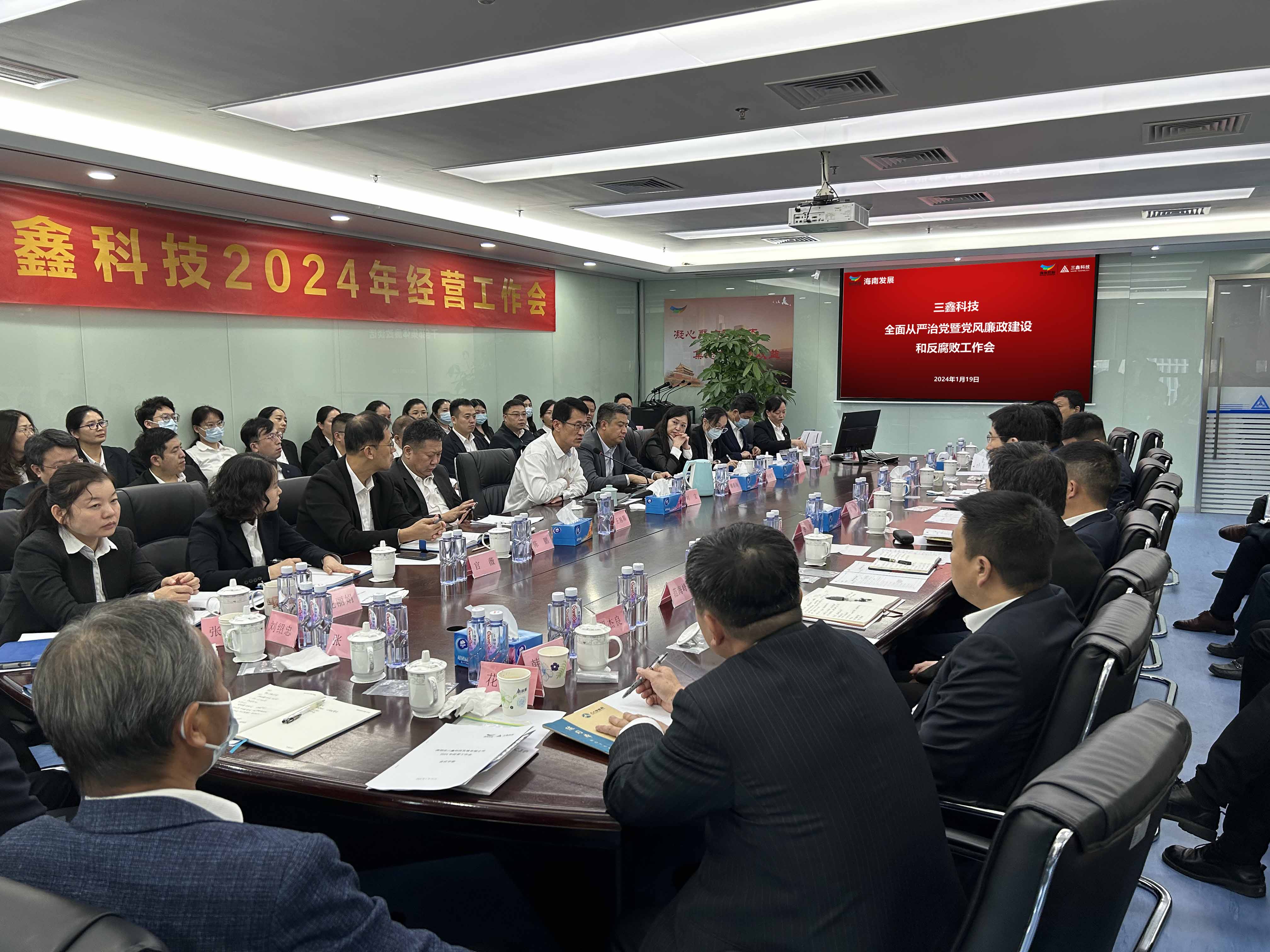 图片 1.jpg 图片 1.jpg